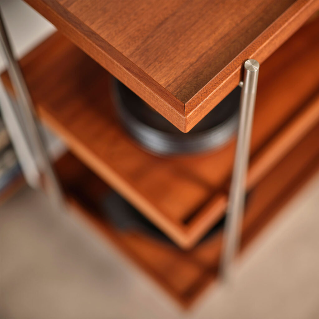 220329_TvisShowroom2507
